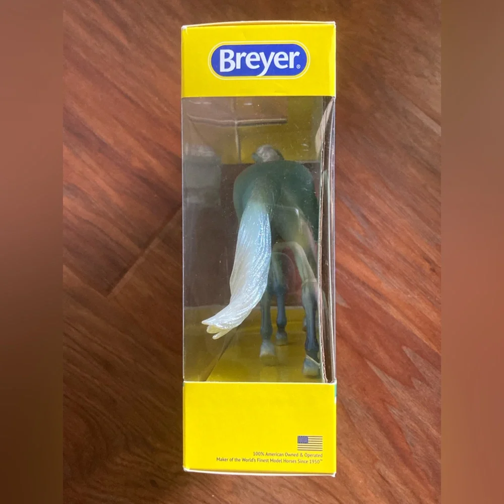 NIB Sealed Breyer Le Mer Aquamarine Blue Opalescent Unicorn of the Sea - Picture 4 of 7